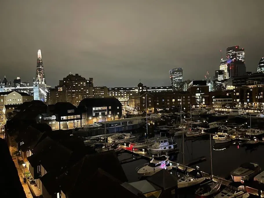 Stylish Flat Next To Tower Of London And Skd Marina Apartment
