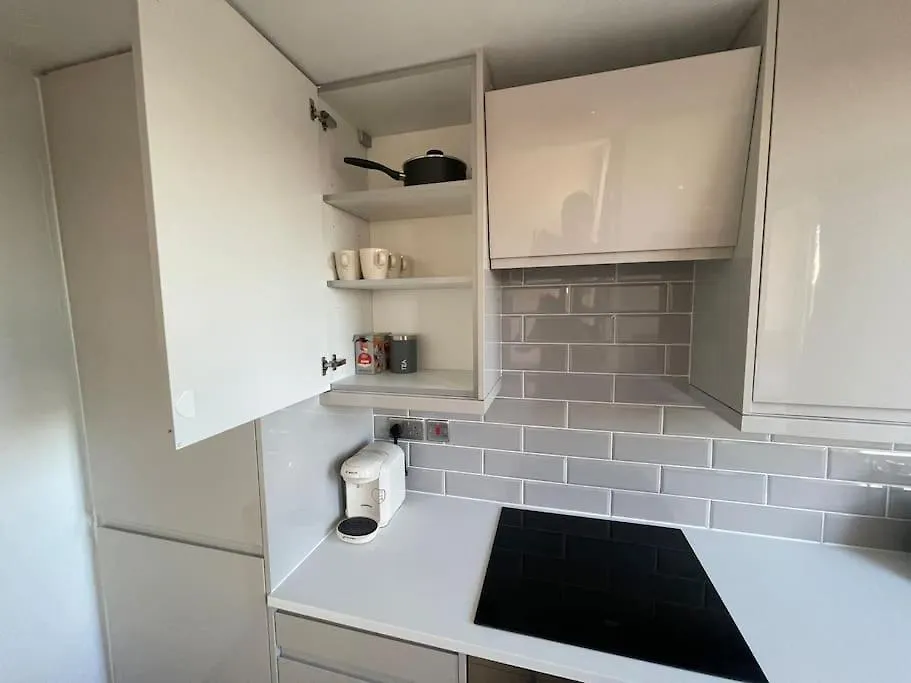 Stylish Flat Next To Tower Of London And Skd Marina Apartment